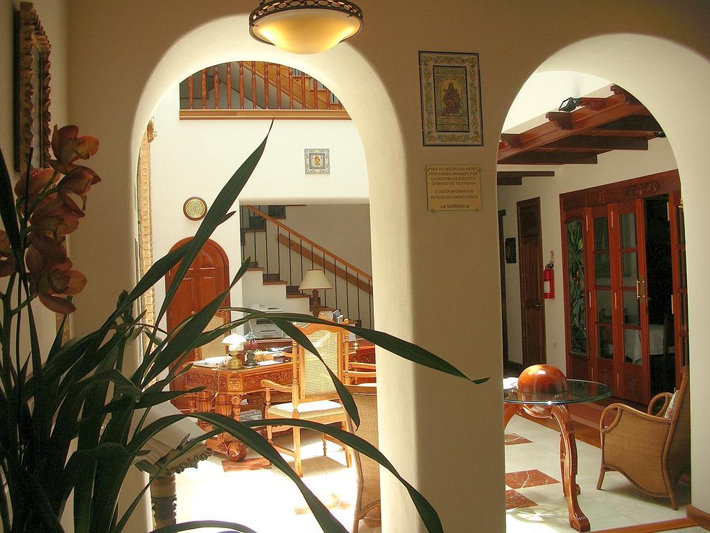 Hotel El Relicario Del Carmen Кито Экстерьер фото